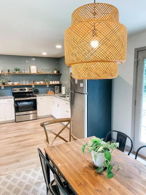Blue Bungalow W/ Free Golf Cart 1/2 Mi From Square Covington Eksteriør bilde