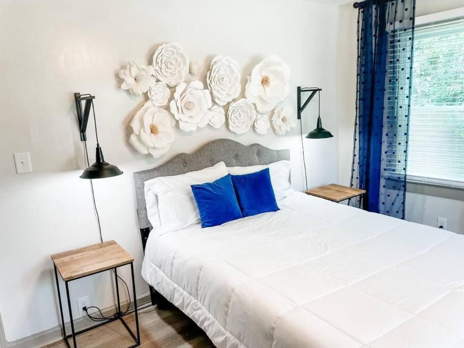 Blue Bungalow W/ Free Golf Cart 1/2 Mi From Square Covington Eksteriør bilde