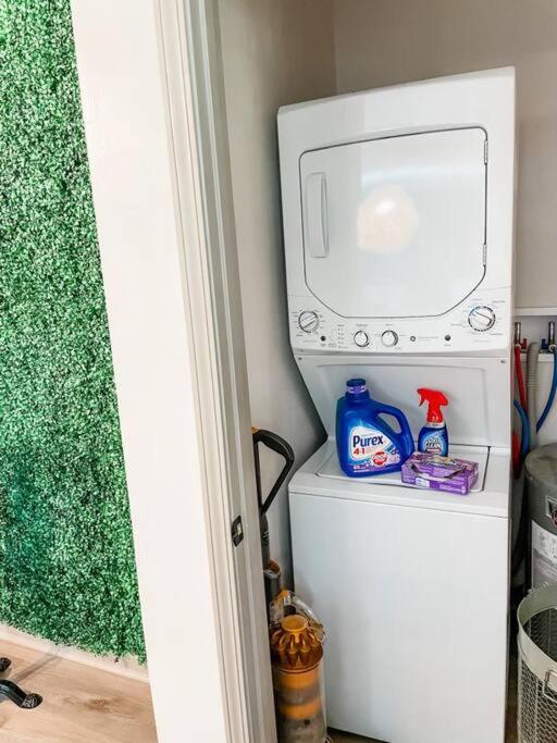 Blue Bungalow W/ Free Golf Cart 1/2 Mi From Square Covington Eksteriør bilde