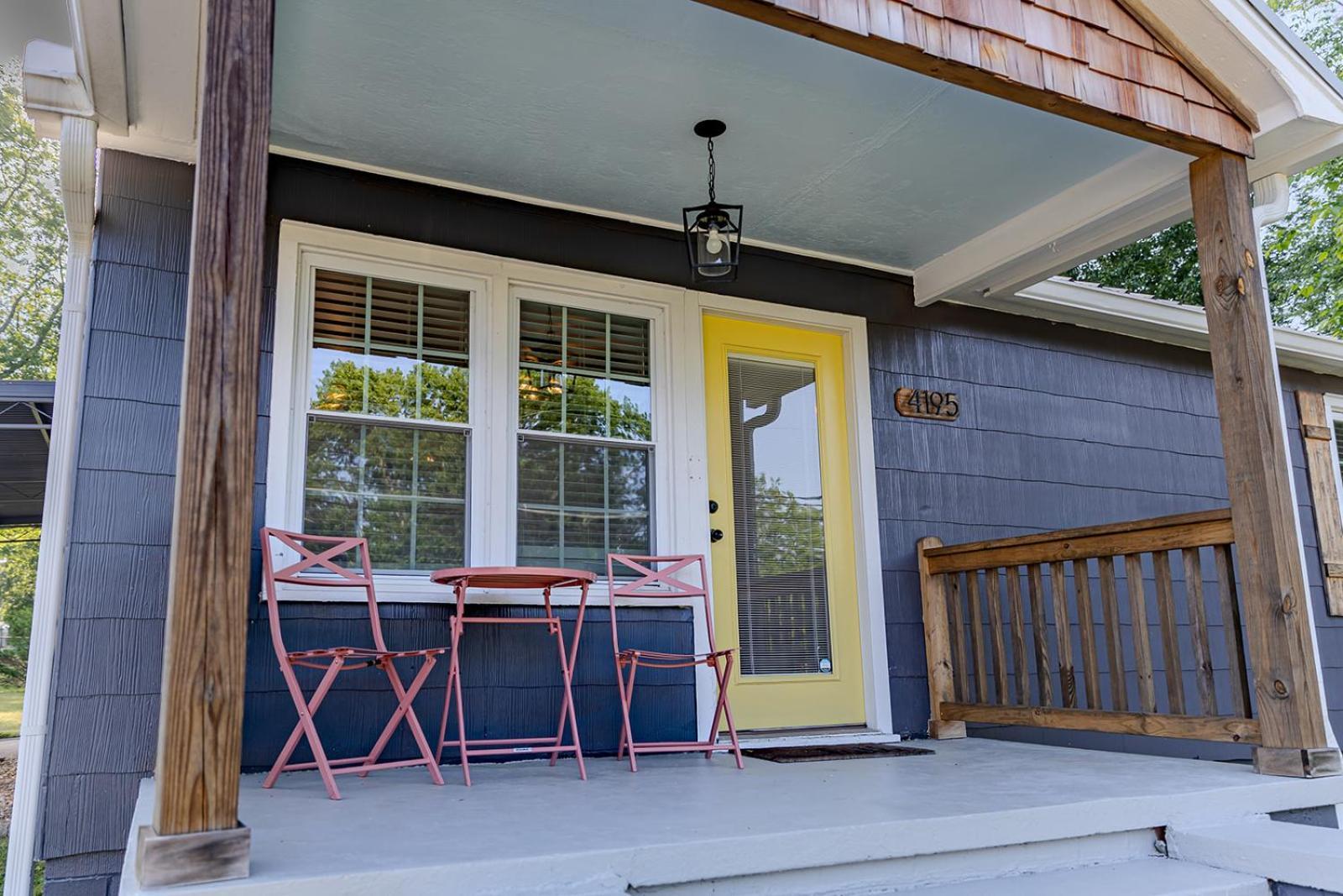 Blue Bungalow W/ Free Golf Cart 1/2 Mi From Square Covington Eksteriør bilde