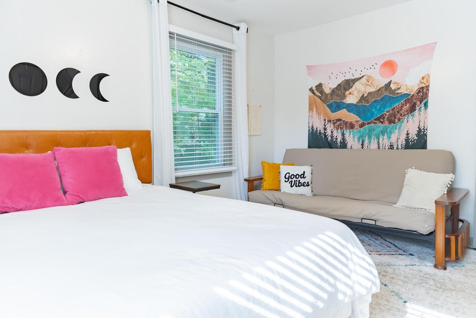Blue Bungalow W/ Free Golf Cart 1/2 Mi From Square Covington Eksteriør bilde